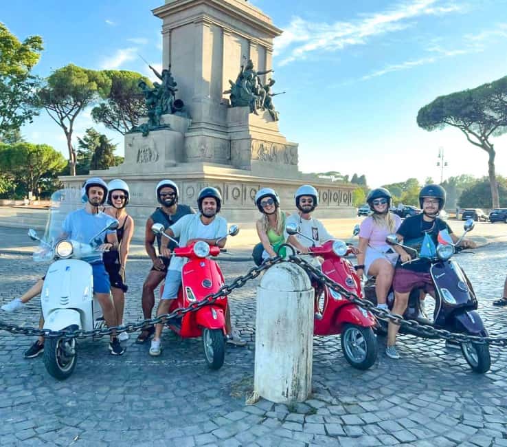 Rome: Vespa scooter tour "When in Rome" - The Colosseum: a short look at Rome’s great symbol