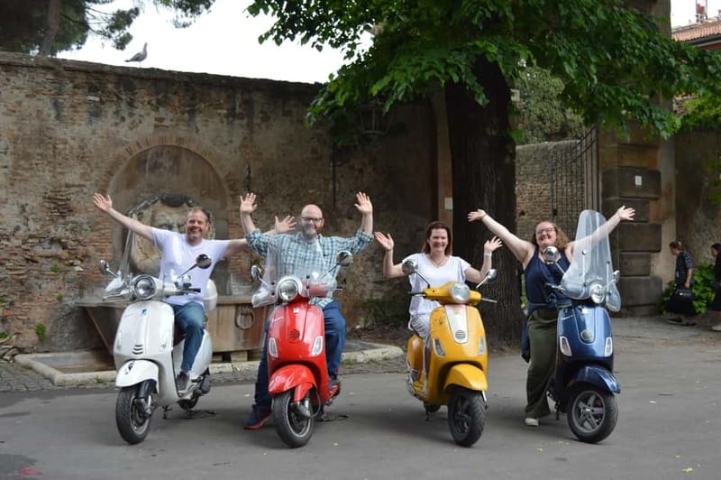 Rome: Vespa scooter tour "When in Rome" - Starting at Via Cavour 207