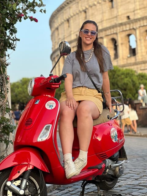 Rome: Vespa Tour & Professional Photoshoot - Passing through Trastevere and by Castel Sant’Angelo