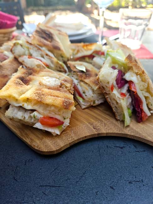 ROME: Villa Borghese Lake tour by boat paddling independently +aperitivo - Who Will Enjoy This Best?