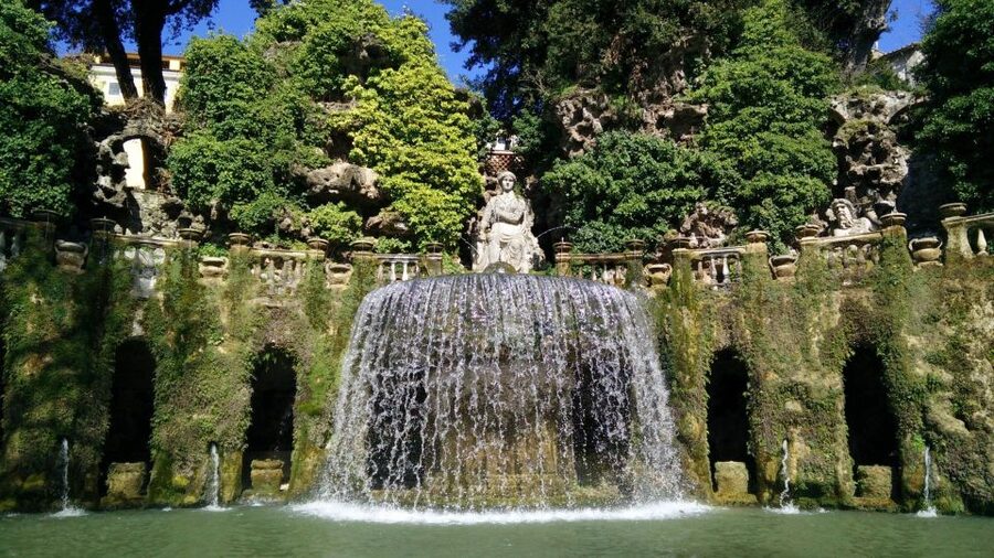 Rome: Villa D'Este & Tivoli Tour with Skip-the-Line Entry - What the private driver adds