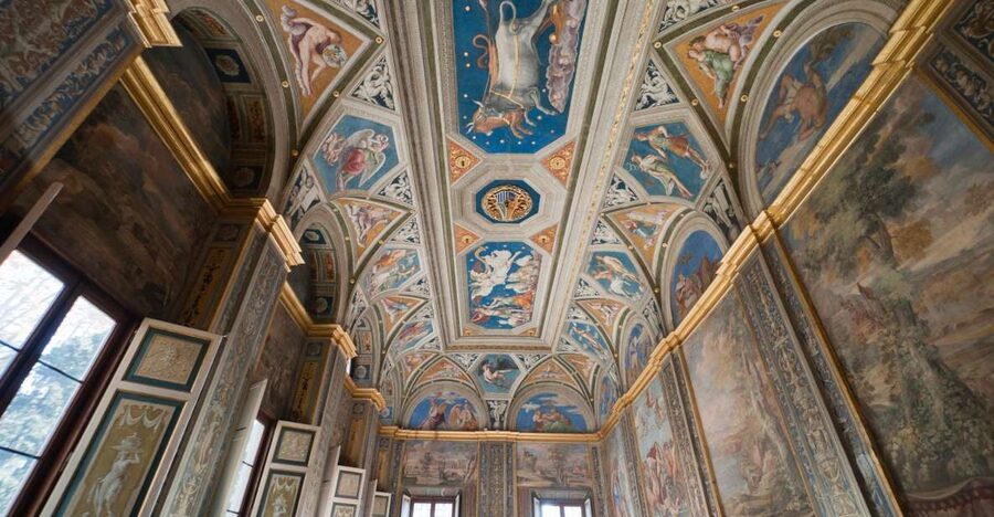 Rome: Villa Farnesina Renaissance Tour - Why Villa Farnesina feels different from Rome’s big museums