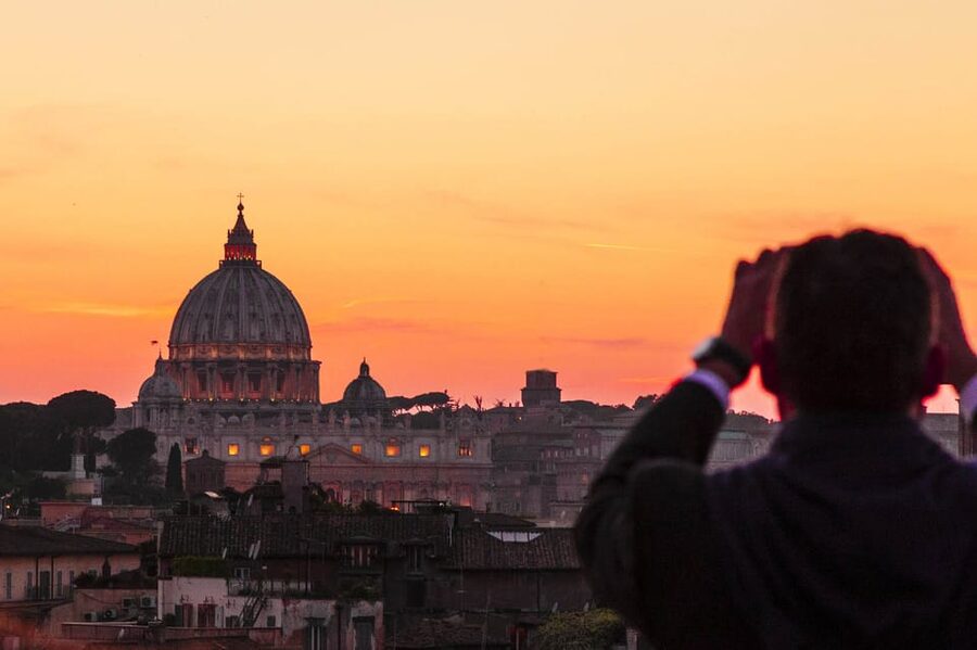 Rome: VIP Colosseum, Roman Forum, Palatine Hill Experience - Who should choose this format?