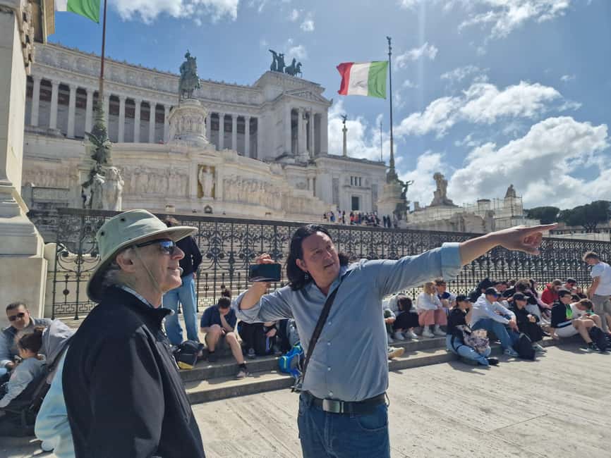Rome: Walking Tour of World War 2 in Rome - Trajan’s Column and the meeting point