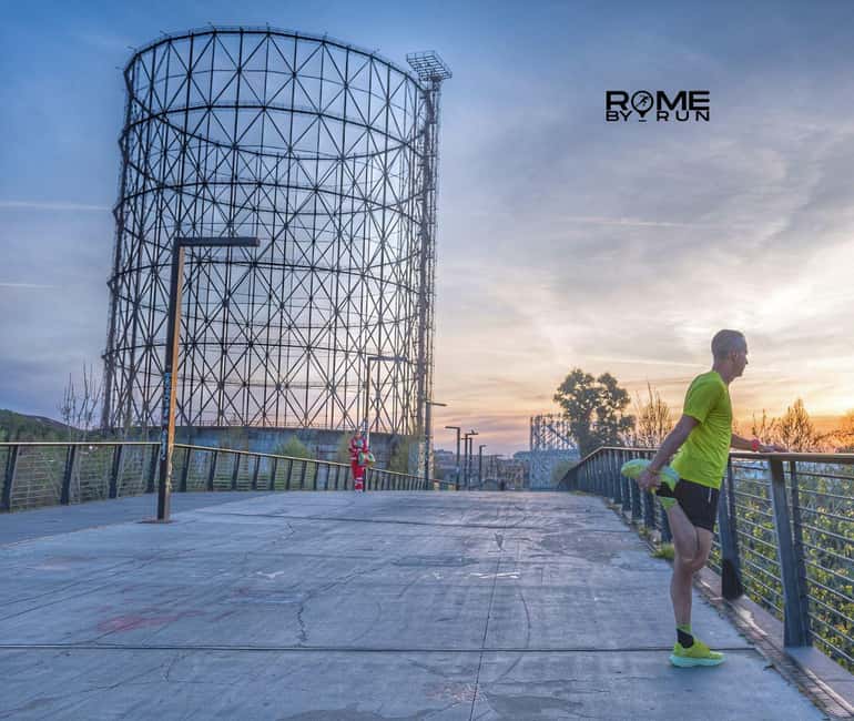 Running Tours Rome 9km [shared or private] - Trevi Fountain comes early in the route