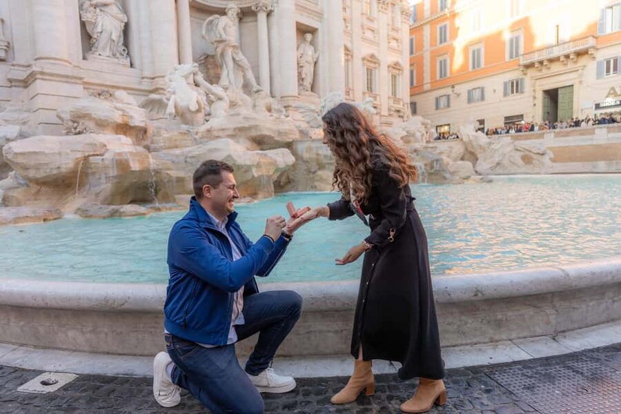 Secret Proposal Photoshoot in Rome + Reel - Giardinetto del Monte Oppio: 30 minutes for the portraits