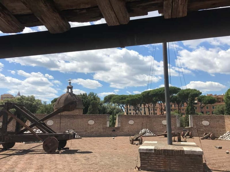 Secrets of the Passetto: Vatican's Hidden Path of Mystery - Who will enjoy this short visit
