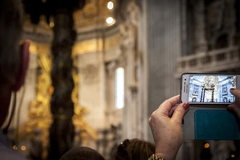 Semiprivate Guided Tour of Vatican Museums & Sistine Chapel - Raphael Rooms and the Renaissance’s greatest ambition