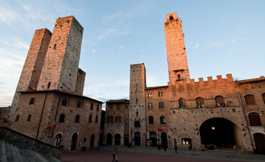 Siena & San Gimignano Day Tour & Wine Tasting from Rome - Is $931 a fair price for three people?