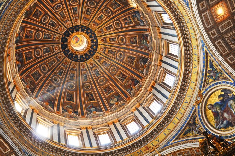 Skip the line Vatican Museum Sistine & St.Peter Private Tour - Why a private Vatican tour can make sense
