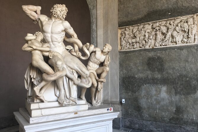 Skip the Line: Vatican & Sistine Chapel Ticket with Audio Guide - Reaching the Sistine Chapel