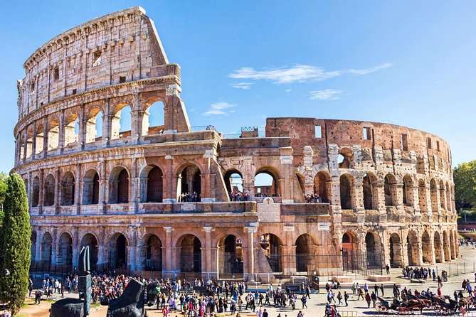 Small Group Colosseum, Roman Forum & Palatine Hill Tour - Seeing the Colosseum with a guide