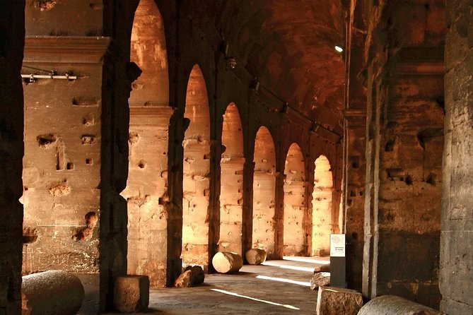 Small Group Colosseum, Roman Forum & Palatine Hill Tour - Palatine Hill and the beginnings of Rome