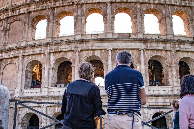 Small Group Tour: Colosseum & Roman Forum with Arena Floor Access - A guide makes the ruins readable