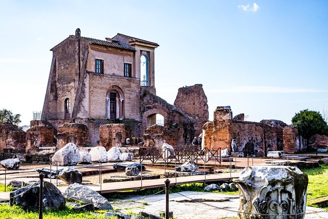 Small Group Tour: Colosseum & Roman Forum with Arena Floor Access - Booking details that can make or break entry
