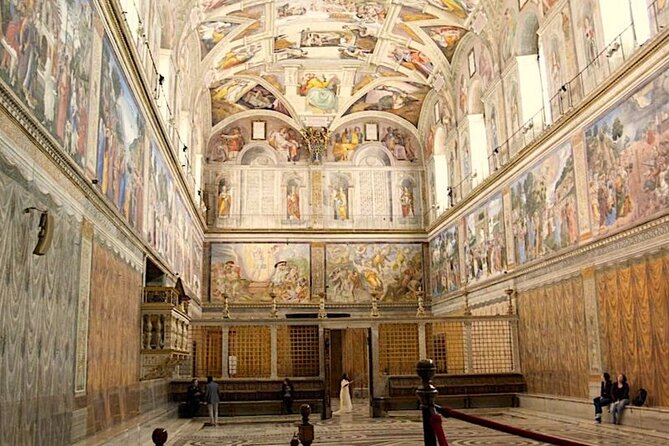 Small Group Vatican Museums Tour & Sistine Chapel - Max 10 people - The Vatican Museums in 1 hour and 40 minutes