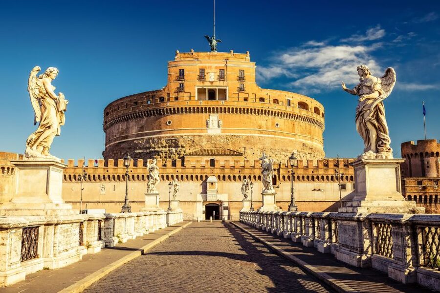 St. Angel's Castle: 2-Hour Private Tour - Meeting your guide at the castle entrance