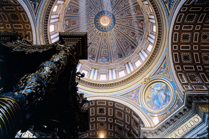St Peter's Basilica Express Guided Tour, includes Dome Climb - The Papal Tombs and the Tour’s Final Moments