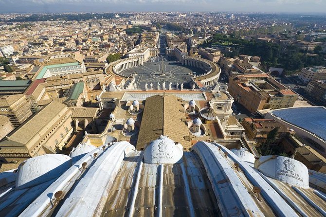 St. Peter’s Basilica Priority Access Tour with Dome & Crypt - Meeting at Piazza della Città Leonina