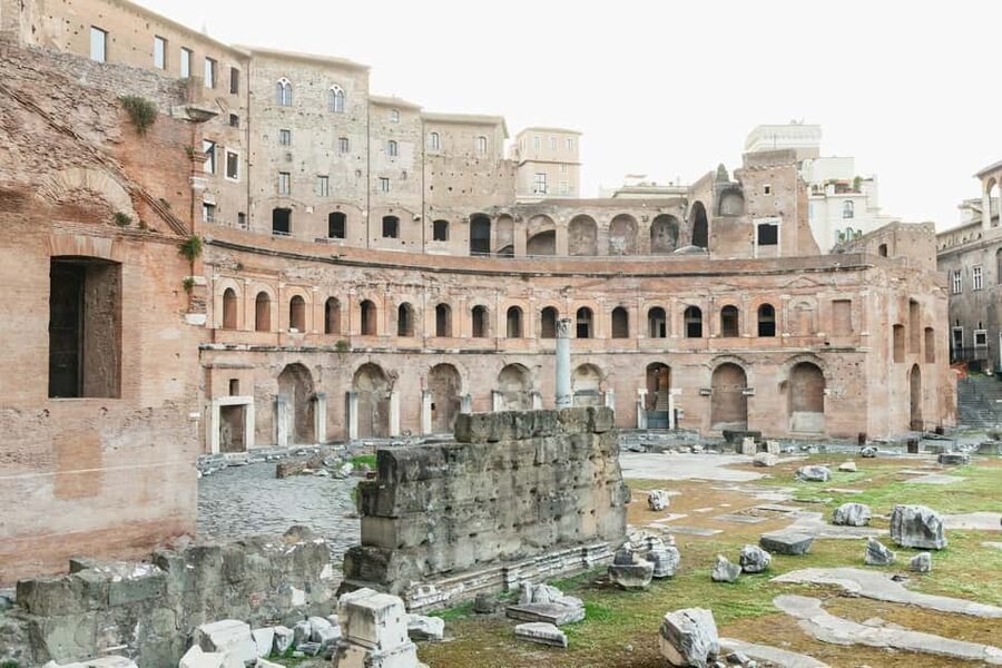 Sunrise in Rome: Small Group E-Bike Tour & Italian breakfast - Trevi Fountain before the day begins