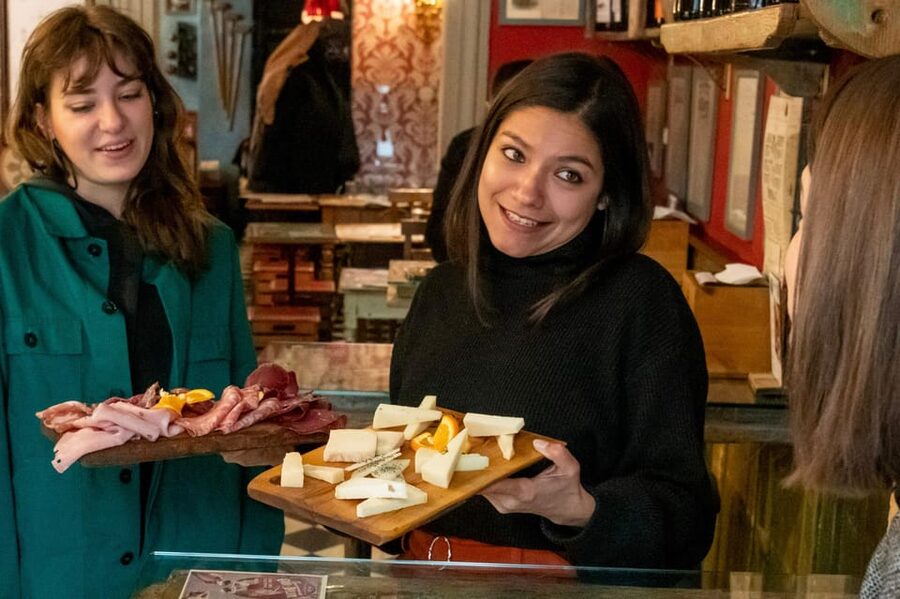 Taste of Tuscany: Food & Wine tour with Florentine Cuisine - Schiacciata and the first taste of Tuscany