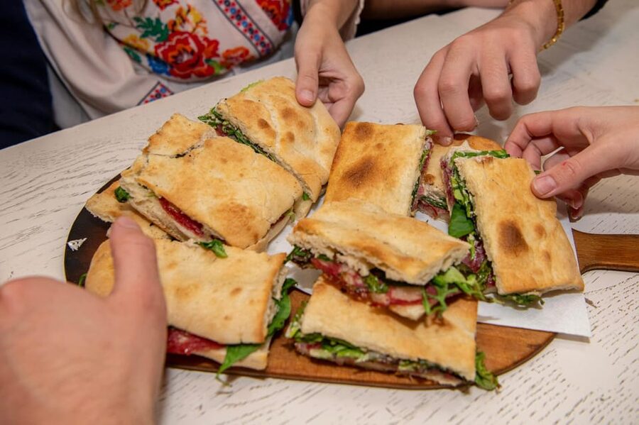 Taste of Tuscany: Food & Wine tour with Florentine Cuisine - Trattoria specialties and Florentine gelato