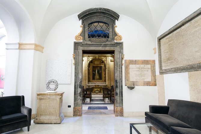 The Great Opera Arias Concert at Palazzo Poli - Trevi Fountain - Why the small room matters