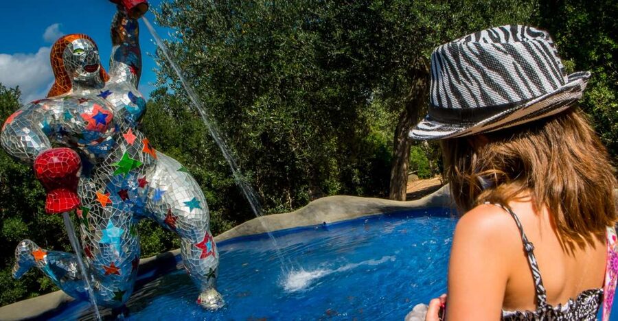 The place of dreams: the Tarot Garden w/Wine tasting - Key Points at a Glance
