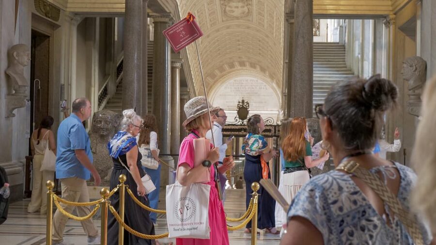 The Vatican: Private VIP Experience Tour - Entering St. Peter’s Basilica