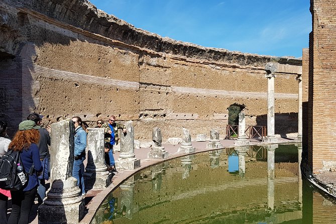 Tivoli Villas Full Day Trip From Rome with Lunch - Lunch in Tivoli: useful break, mixed value