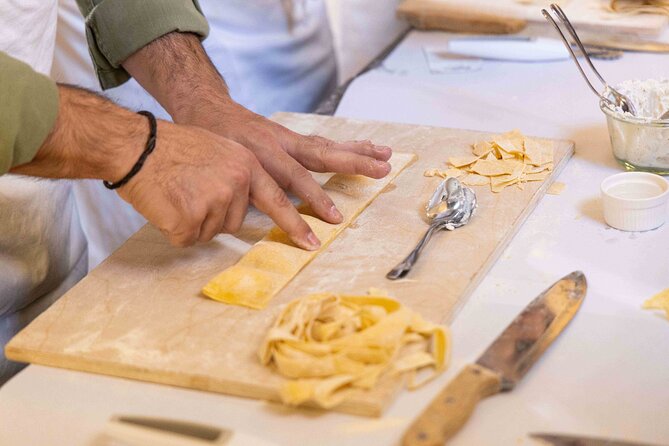 Top Class of Ravioli, Fettuccine and Tiramisu Workshop in Rome - Dinner includes wine, coffee, and limoncello