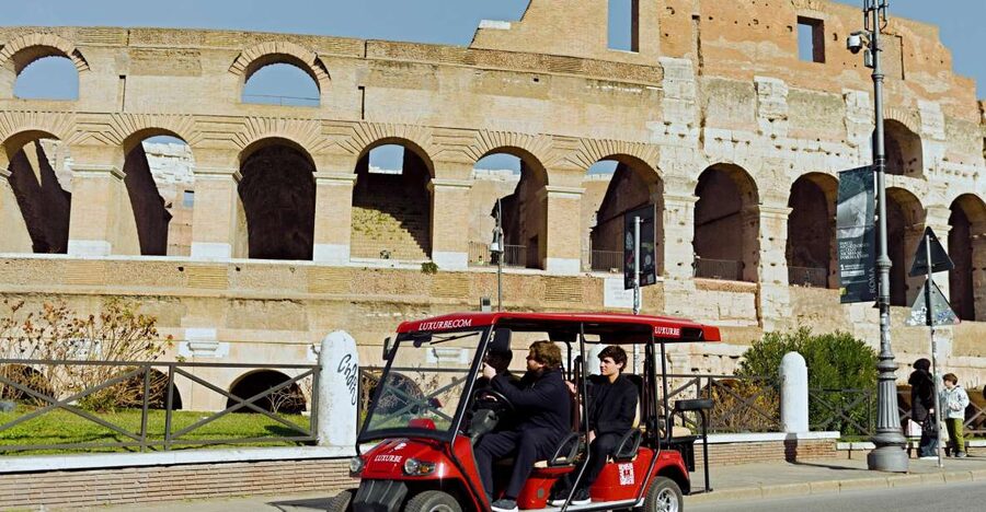 Tour of Rome in Golf Cart: Ancient Rome - Piazza Venezia and the Theatre of Marcellus