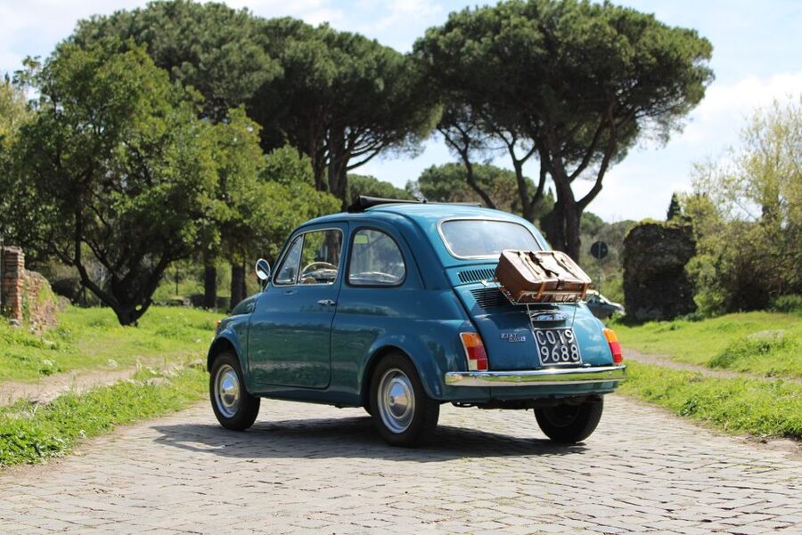 Tour of Rome on board a Vintage Fiat 500 - The Pantheon, Piazza Navona, and Piazza Venezia