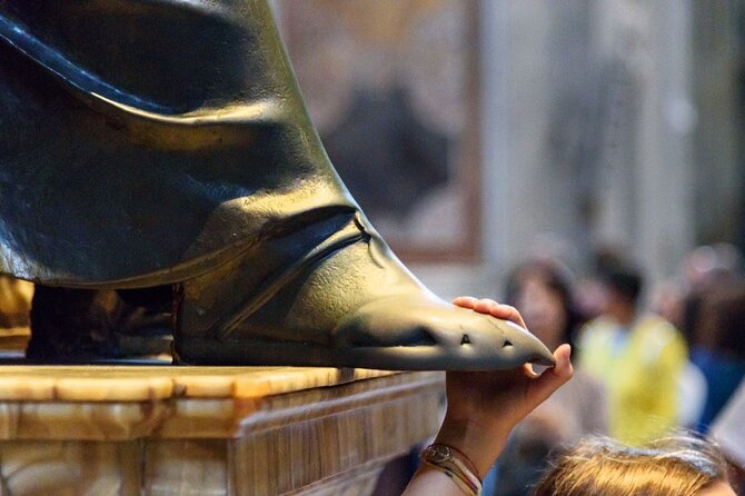 Vatican and Vatacombs Tour: Treasures of the Sistine Chapel - Thirty minutes beneath Michelangelo’s ceiling