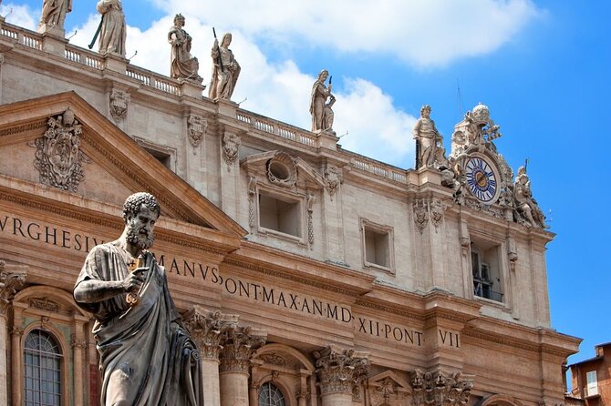 Vatican and Vatacombs Tour: Treasures of the Sistine Chapel - St. Peter’s Basilica and the lower level