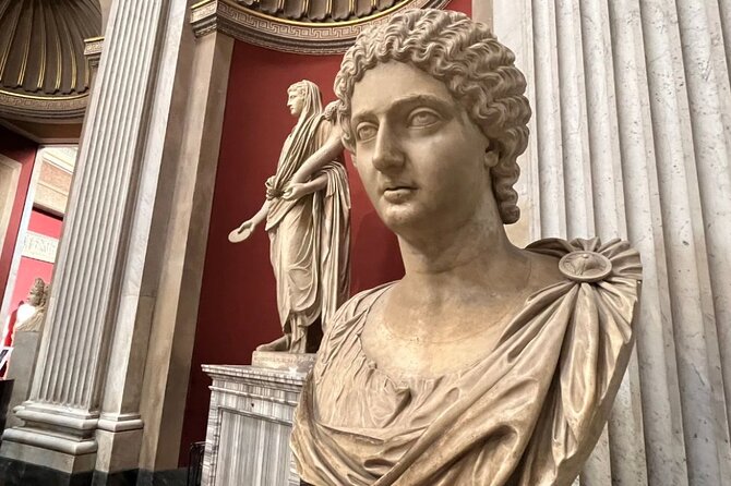 Vatican and Vatacombs Tour: Treasures of the Sistine Chapel - Crowds, headsets, and the real pace