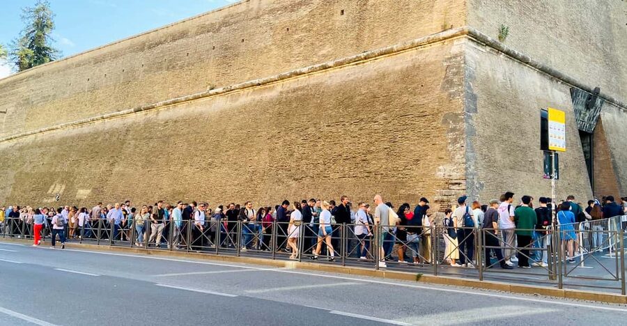 Vatican City: Vatican Museum and Sistine Chapel Guided Tours - Clothing, footwear, and what you cannot bring