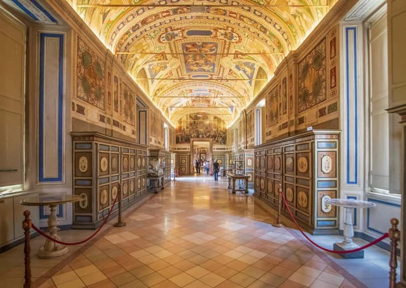Vatican City: Vatican Museums & Sistine Chapel Entry Ticket - The Sistine Chapel comes at the end of a long visit