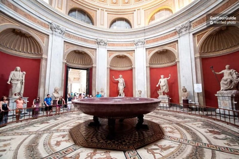 Vatican Museum & Sistine Chapel Guided Tour - Hotel Pickup - The Cortile del Belvedere sets the scene