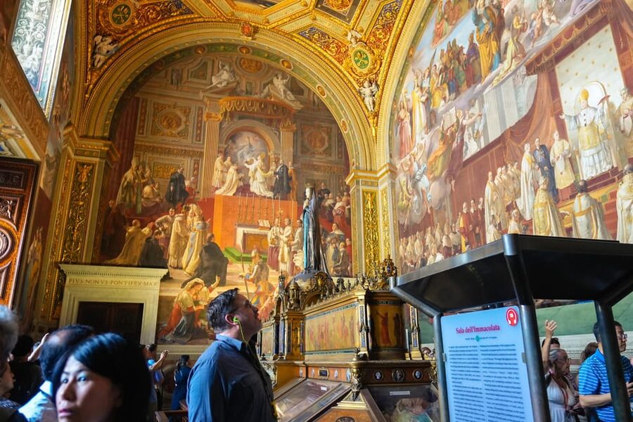 Vatican Museums and Sistine Chapel Entry Ticket - Dress, Bags, Identification, and Entry Rules