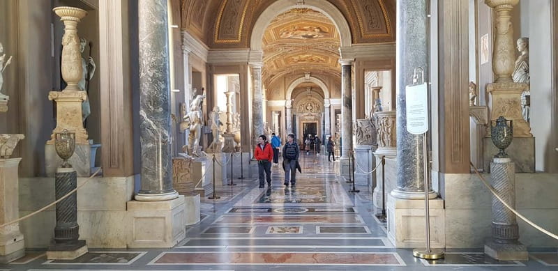 Vatican: Museums First-Access Small-Group Tour with Guide - Thirty minutes inside the Sistine Chapel