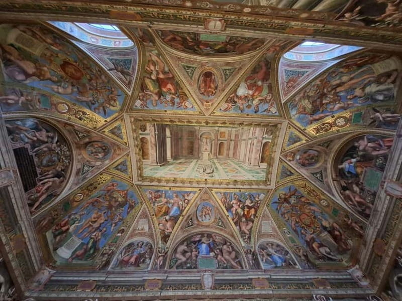 Vatican Museums, Sistine Chapel & Basilica - A smart way to see the Vatican in 2.5 hours