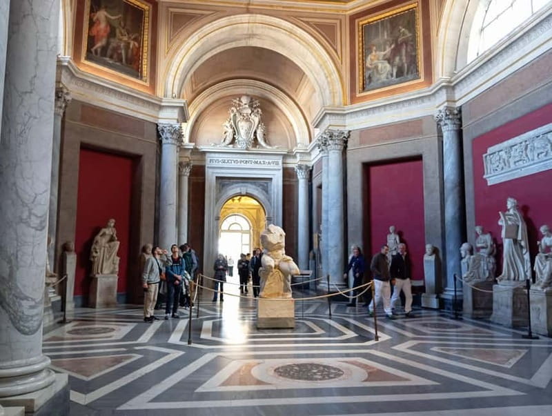Vatican Museums, Sistine Chapel & Basilica - The Gallery of Maps and the Vatican corridors