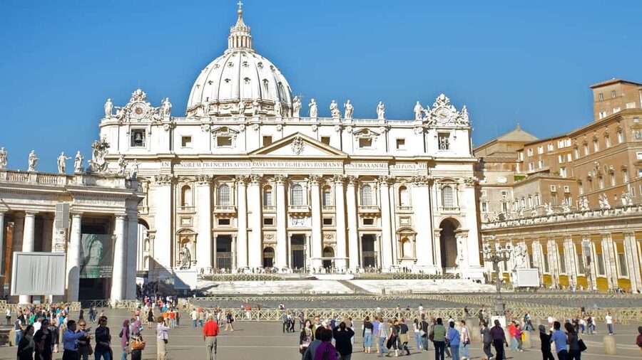 Vatican Museums & Sistine Chapel Skip-the-Line Guided Tour - The Pinecone Courtyard and a pause in the route