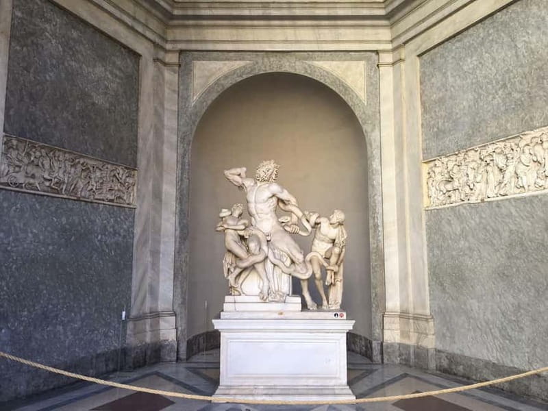 Vatican Museums, Sistine Chapel & St. Peter's Square Tour - Starting at the Brastours office