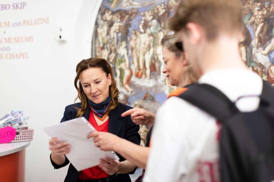 Vatican: Sistine Chapel and Vatican Museums Guided Tour - The Vatican route in 2.5 hours