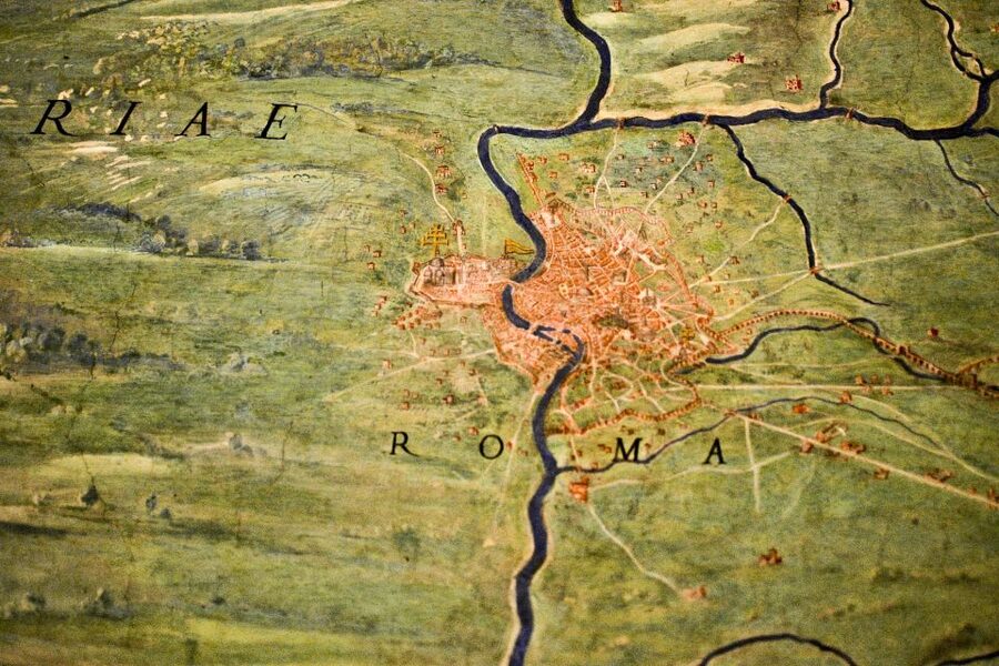 Vatican: Sistine Chapel and Vatican Museums Small Group Tour - Raphael Rooms and the final approach to the chapel