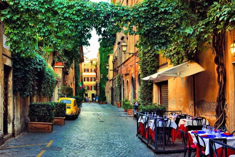 Via Roma: A Journey Through Time - Starting quietly at Piazza di Sant’Agostino